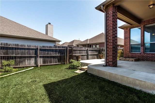 916 Partridge Drive, Aubrey, TX 76227