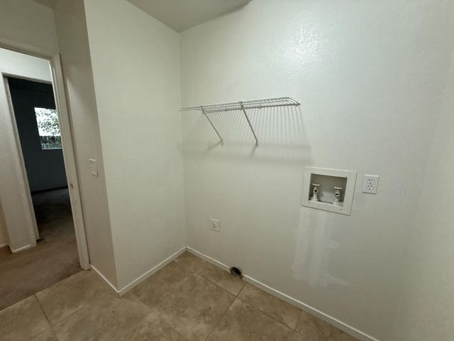 213 Arbor Crest Way, Sacramento, CA 95838