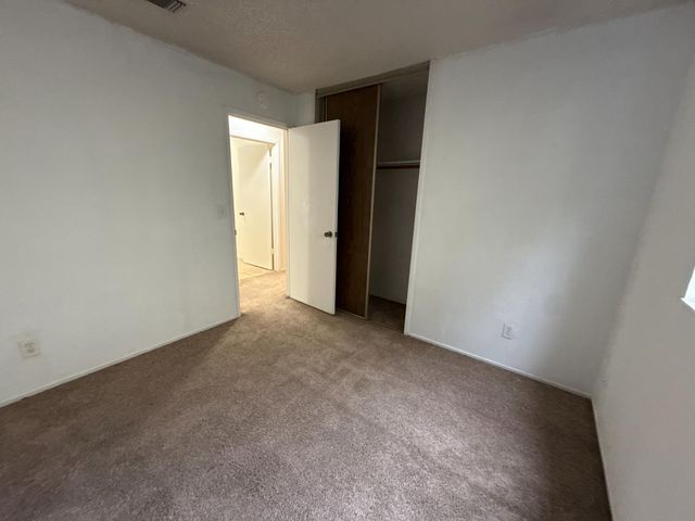 213 Arbor Crest Way, Sacramento, CA 95838