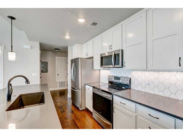 6672 Crystal Downs Dr 207, Windsor, CO 80550