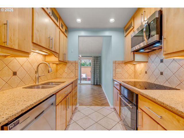 4218 Ne 125TH Pl, Portland, OR 97230