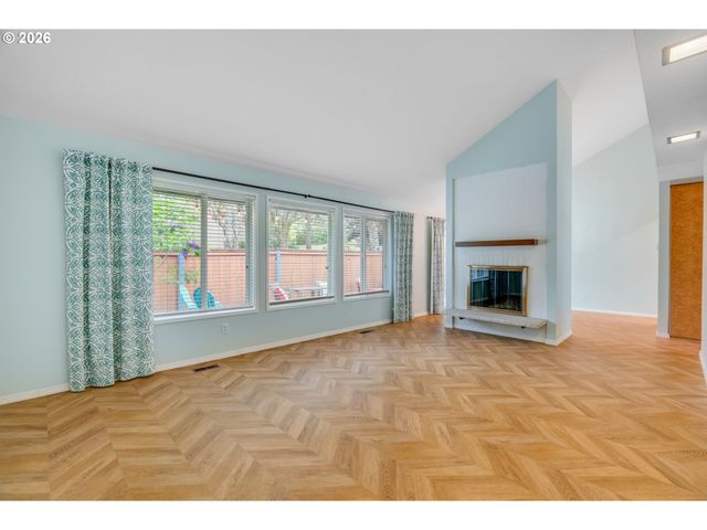 4218 Ne 125TH Pl, Portland, OR 97230