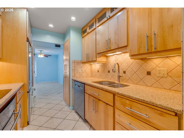 4218 Ne 125TH Pl, Portland, OR 97230