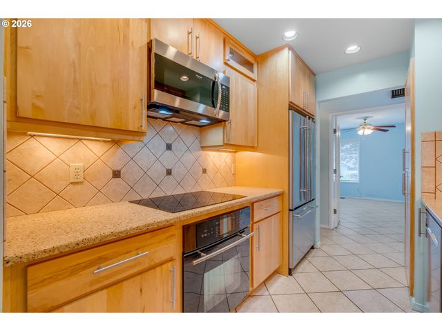 4218 Ne 125TH Pl, Portland, OR 97230