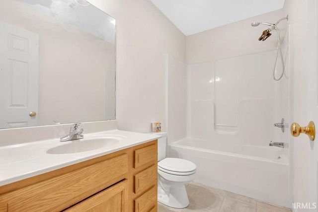 5600 W Tensleep Road, Bloomington, IN 47403