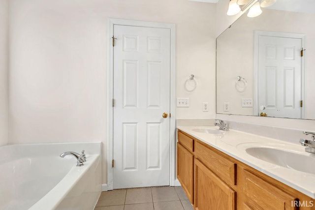 5600 W Tensleep Road, Bloomington, IN 47403