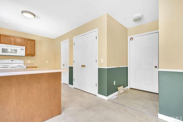 5600 W Tensleep Road, Bloomington, IN 47403