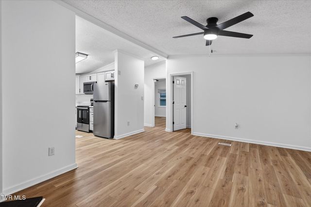 10657 Oak Grove Road, Bristol, VA 24202