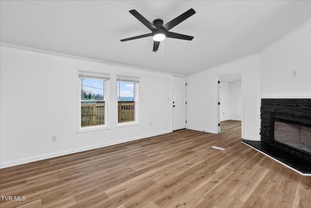 10657 Oak Grove Road, Bristol, VA 24202