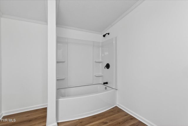 10657 Oak Grove Road, Bristol, VA 24202