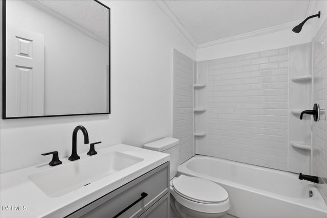 10657 Oak Grove Road, Bristol, VA 24202