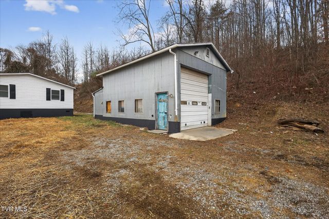 10657 Oak Grove Road, Bristol, VA 24202