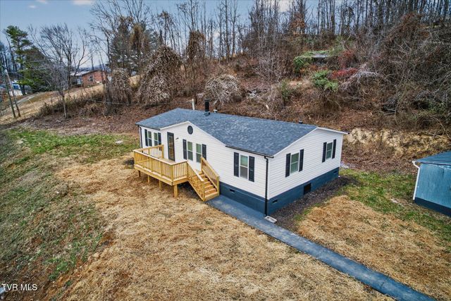 10657 Oak Grove Road, Bristol, VA 24202