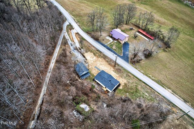 10657 Oak Grove Road, Bristol, VA 24202