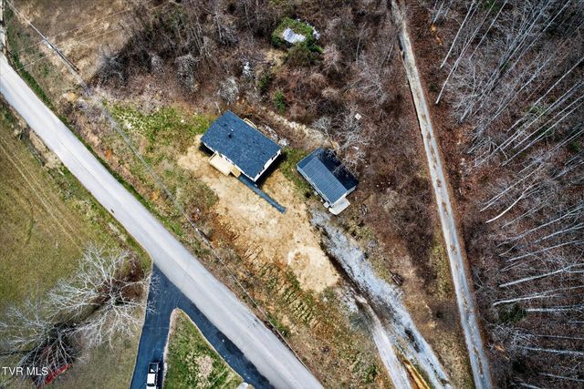 10657 Oak Grove Road, Bristol, VA 24202