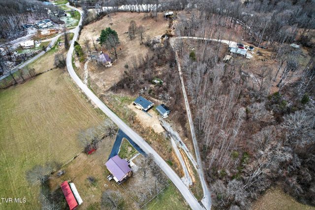 10657 Oak Grove Road, Bristol, VA 24202