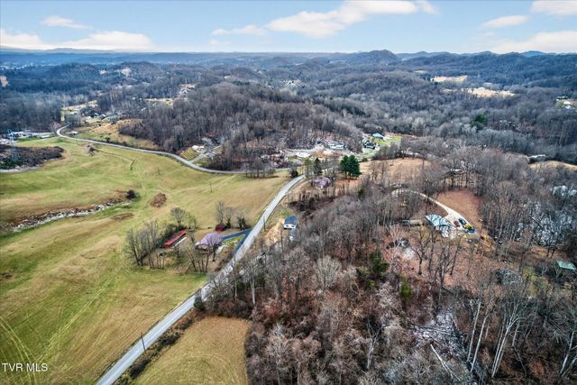 10657 Oak Grove Road, Bristol, VA 24202