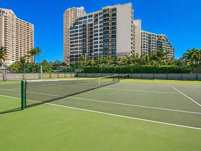 520 Brickell Key Drive A1113, Miami, FL 33131