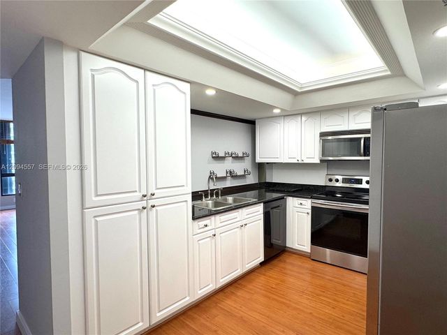 520 Brickell Key Drive A1113, Miami, FL 33131