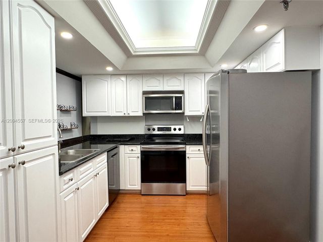 520 Brickell Key Drive A1113, Miami, FL 33131