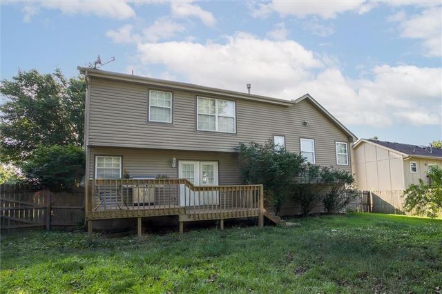 102 20 Avenue S, Greenwood, MO 64034