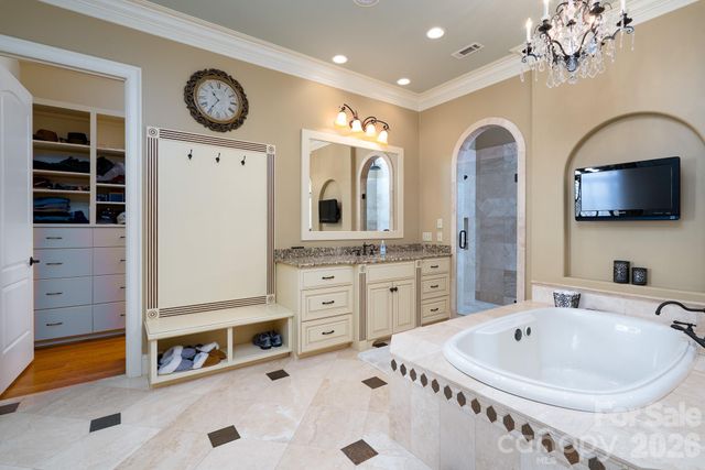 144 Moss Bank Court, New London, NC 28127