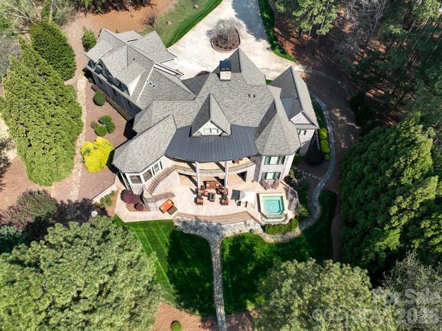 144 Moss Bank Court, New London, NC 28127
