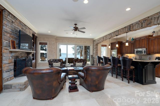 144 Moss Bank Court, New London, NC 28127