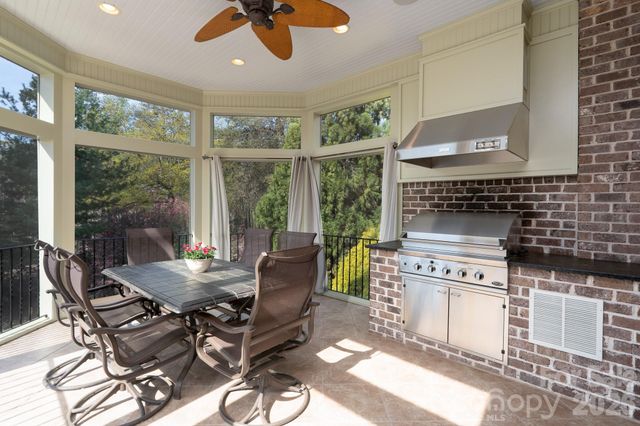 144 Moss Bank Court, New London, NC 28127