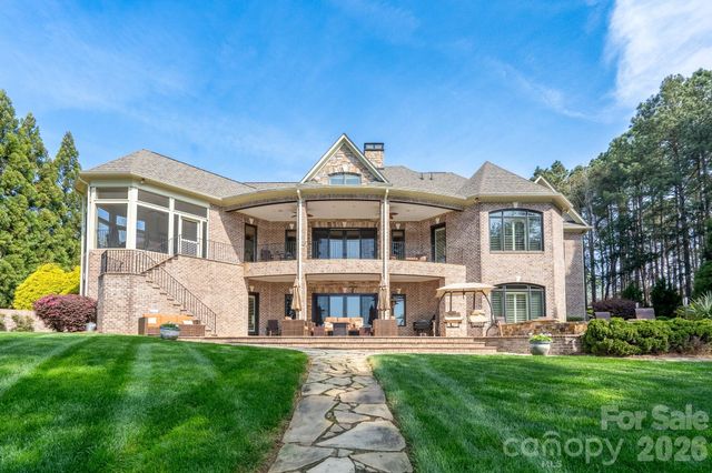 144 Moss Bank Court, New London, NC 28127