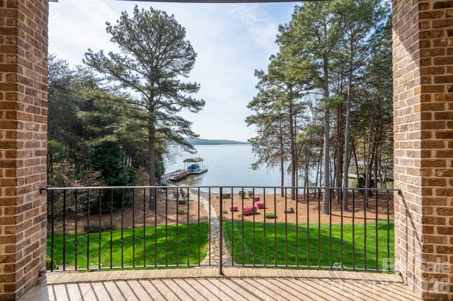 144 Moss Bank Court, New London, NC 28127