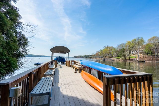 144 Moss Bank Court, New London, NC 28127