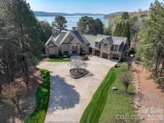 144 Moss Bank Court, New London, NC 28127