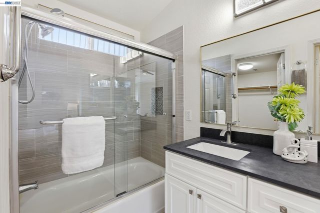 7318 Bower Ln, Dublin, CA 94568