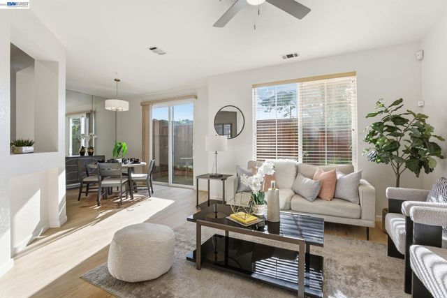 7318 Bower Ln, Dublin, CA 94568