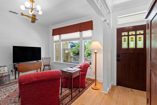 4809 Woodview Ave, Austin, TX 78756