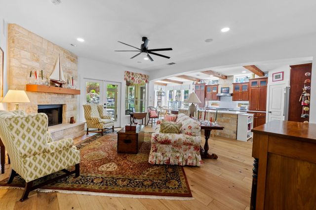 4809 Woodview Ave, Austin, TX 78756