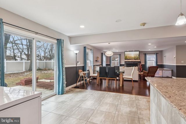 71 HARRINGTON CIR, Willingboro, NJ 08046