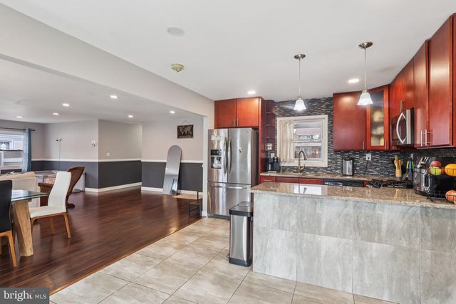 71 HARRINGTON CIR, Willingboro, NJ 08046