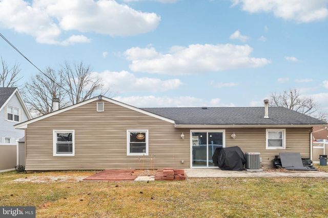 71 HARRINGTON CIR, Willingboro, NJ 08046