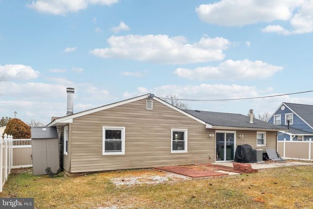 71 HARRINGTON CIR, Willingboro, NJ 08046