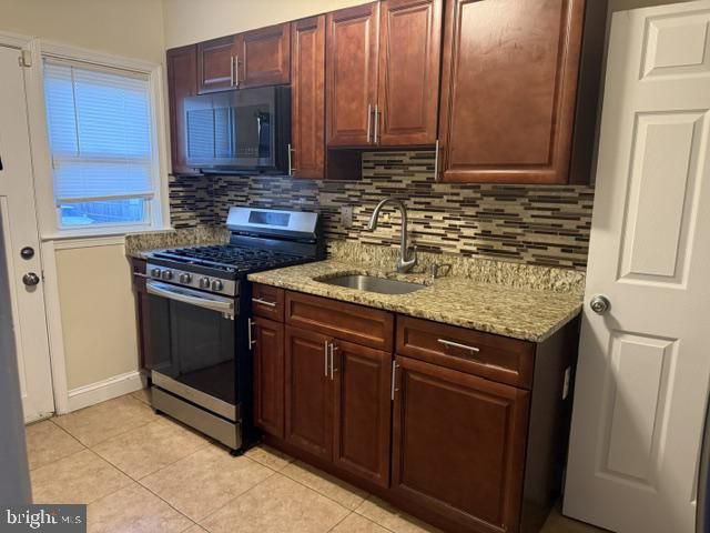 2136 REDTHORN RD, Baltimore, MD 21220