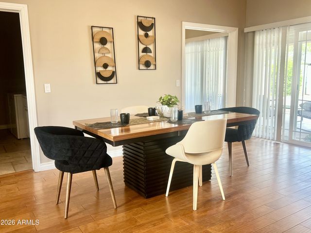 3034 E TURNEY Avenue, Phoenix, AZ 85016