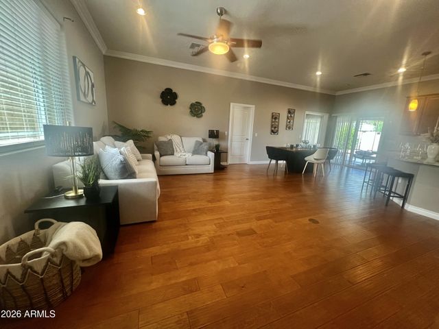 3034 E TURNEY Avenue, Phoenix, AZ 85016