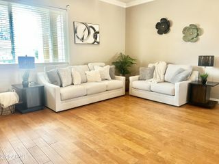 3034 E TURNEY Avenue, Phoenix, AZ 85016