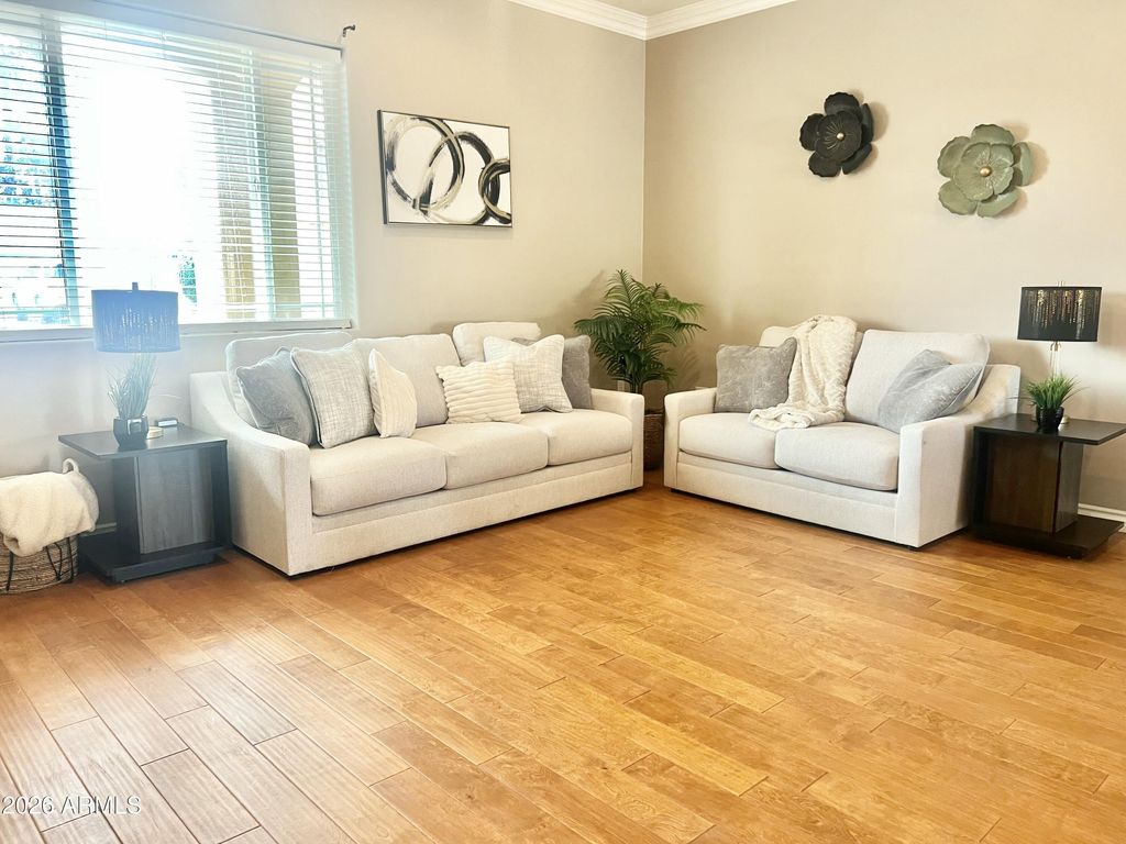 3034 E TURNEY Avenue, Phoenix, AZ 85016