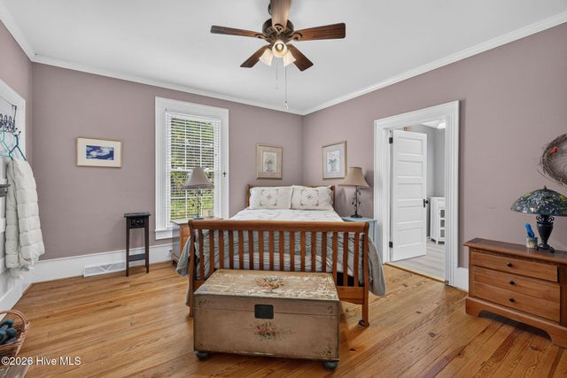 225 Carr Avenue, Rocky Point, NC 28457