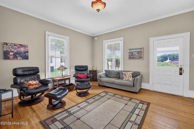 225 Carr Avenue, Rocky Point, NC 28457