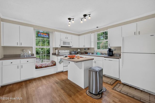225 Carr Avenue, Rocky Point, NC 28457