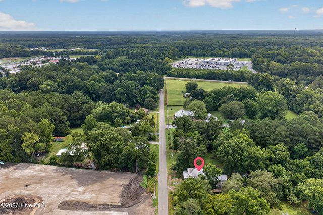 225 Carr Avenue, Rocky Point, NC 28457